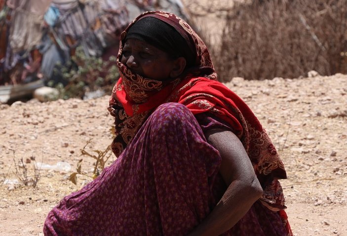 Etiyopya'da 10 milyon kişi gıda yardımı bekliyor