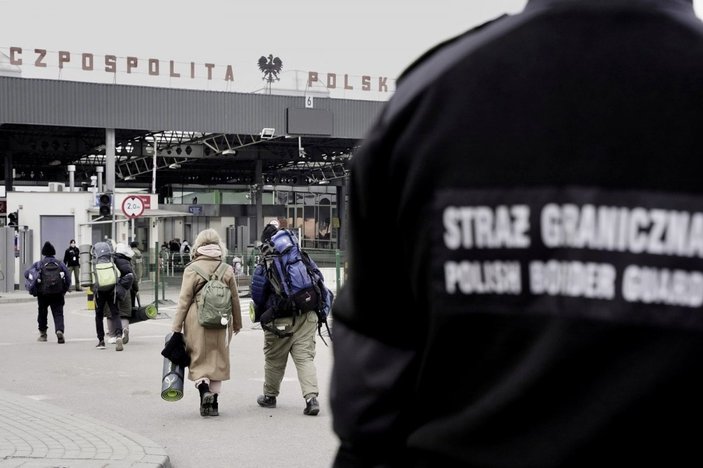 Polonya’da tren istasyonu mülteci merkezine dönüştürüldü