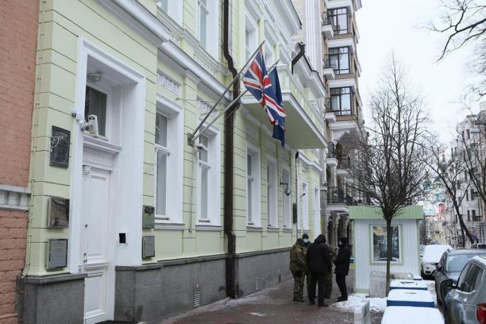 İngiltere'nin Kiev Büyükelçisi Ukrayna'dan ayrıldı