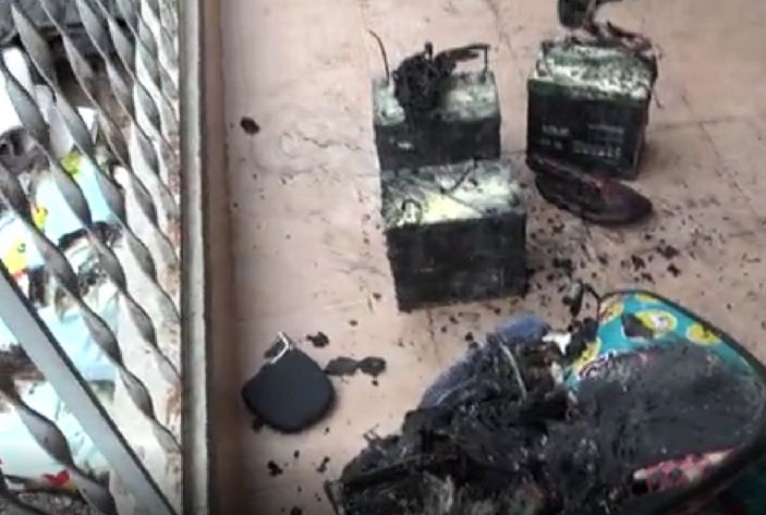 Antalya'da SMA’lı Mustafa’nın cihazları, yangında kül oldu