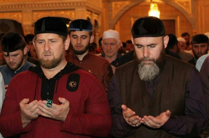 Çeçenistan Müftüsü Mezhiev, Rusya için savaşmayı cihat saydı