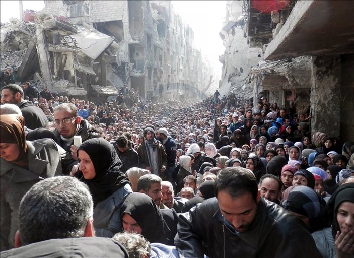 BM: Suriyeliler uçuruma sürükleniyor