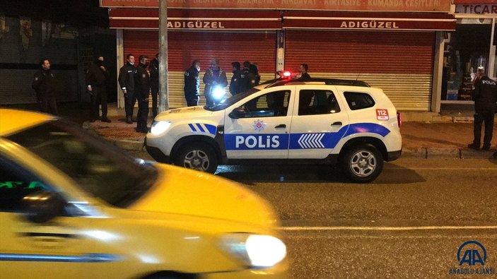 Adana'daki bıçaklı kavga: biri ağır 4 yaralı
