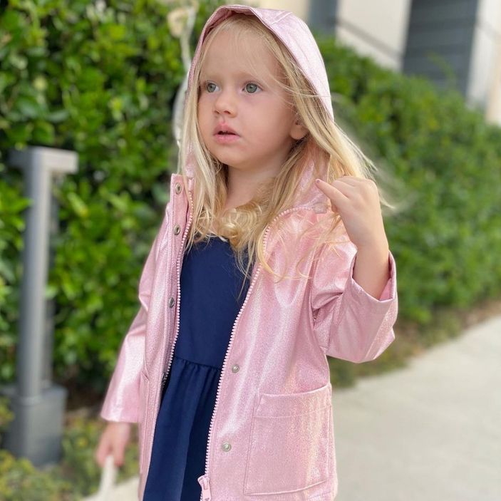 Teyzesinin 'Ay parçası'! Esra Erol'un kardeşi Bihter Erol'un maviş kızı, parmak ısırttı...