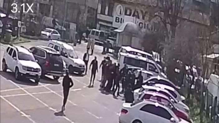 Bursa'da, cinsel istismar davasının tarafları birbirine girdi
