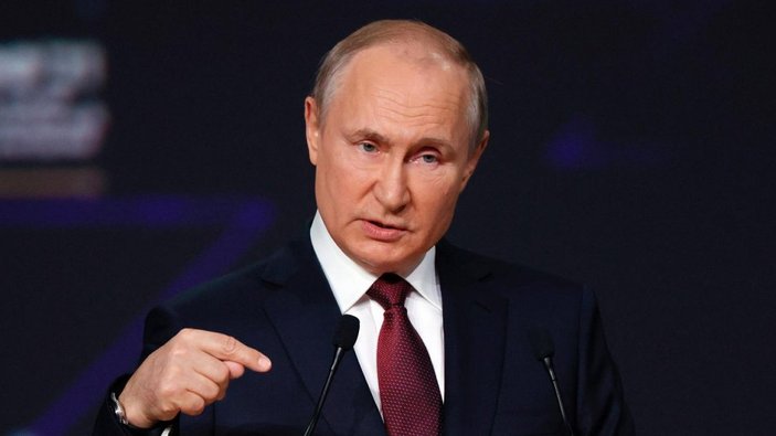 Vladimir Putin: Rusya'ya uygulanan yaptırımlar meşru değil