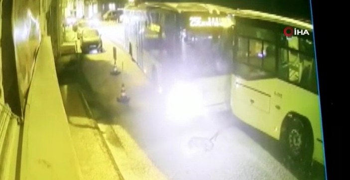 Sarıyer’de 2 İETT otobüsü çarpıştı