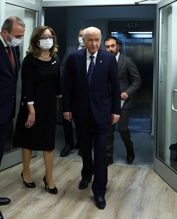i Devlet Bahçeli'den önemli açıklamalar
