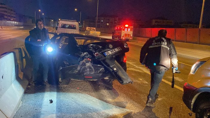 İzmir'de trafik kazası: 1 ölü 2 yaralı