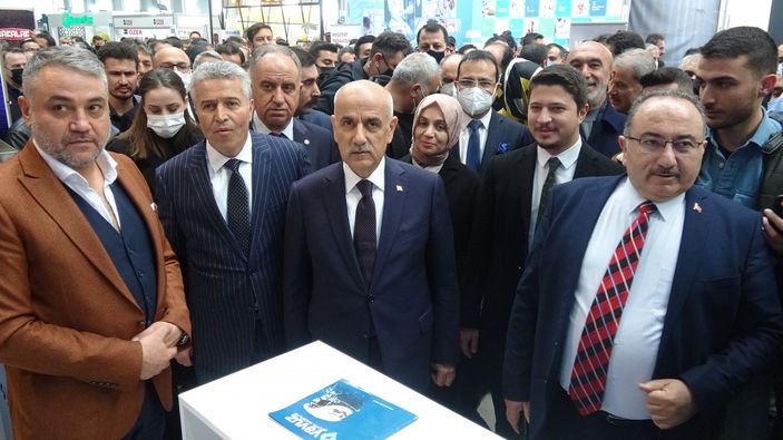 d Bakan Kirişçi: Kendi kendimize yeter hale geleceğiz