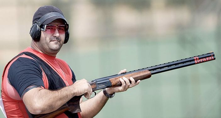 Milli sporcu Oğuzhan Tüzün'den altın madalya