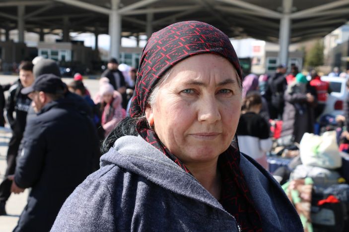 i Ukrayna'dan tahliye edilen Ahıska Türklerinin sevinci