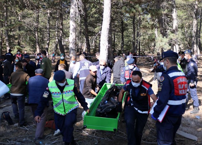 d Afyonkarahisar’da 5 öğrencinin can verdiği kazada tahliye