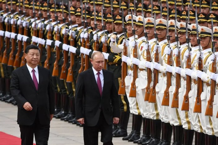 Rusya, Çin'den askeri yardım istedi
