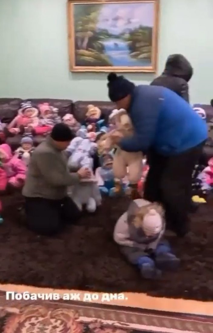 Rusya'nın Ukrayna'ya saldırısı birçok çocuğu ailesiz bıraktı