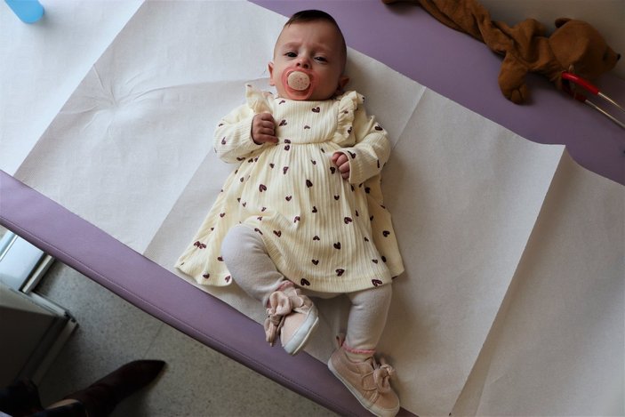 Amasya'da 580 gram doğan parmak bebek Sude, sağlığına kavuştu