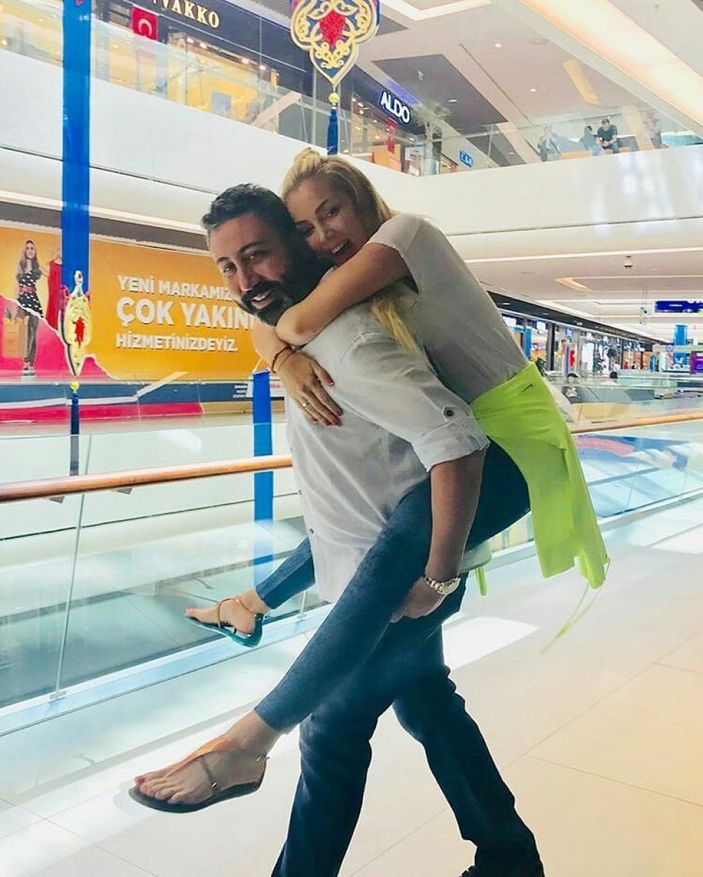 Petek Dinçöz ile Serkan Kodaloğlu boşandı