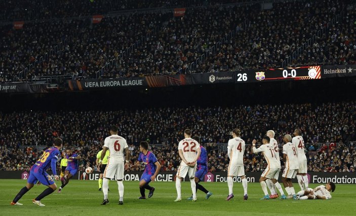 Galatasaraylı taraftarlar Barcelona maçı için Acun Ilıcalı'ya seslendi
