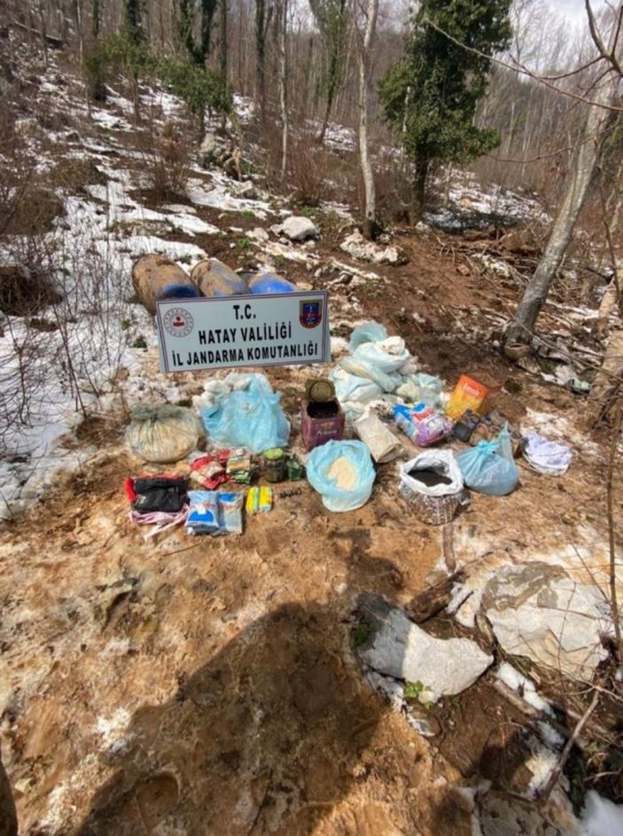 d Hatay'da, PKK'ya ait mühimmat ele geçirildi