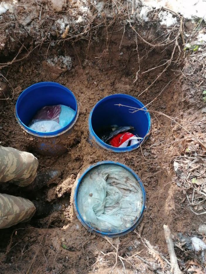 d Hatay'da, PKK'ya ait mühimmat ele geçirildi