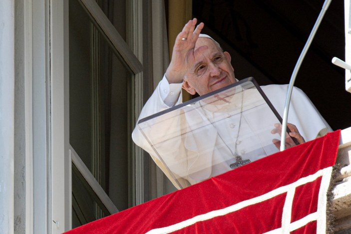 Kiev'den Papa'ya davet: Kenti ziyaret edin
