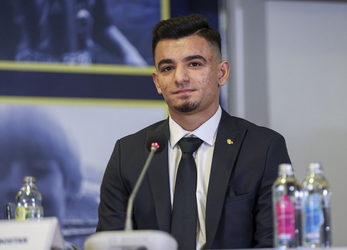 Fenerbahçe 6 genç oyuncuyla sözleşme yeniledi