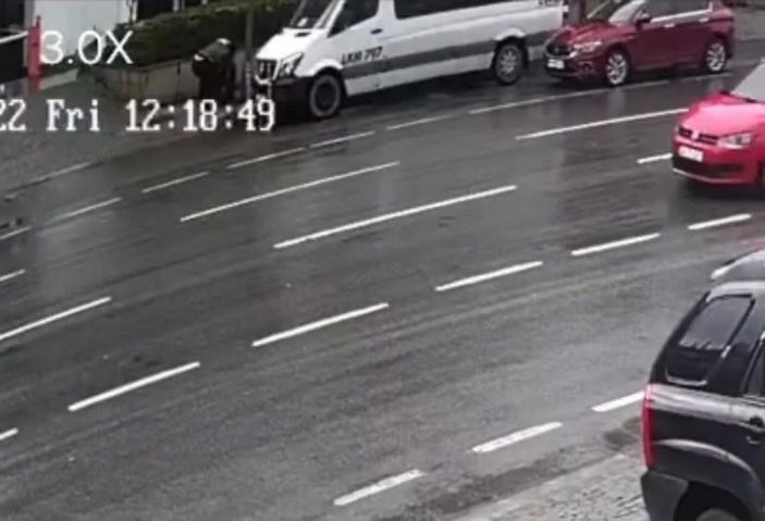 i Üsküdar’da filmleri aratmayan görüntüler: Gaspçılara kurşun yağdırdı