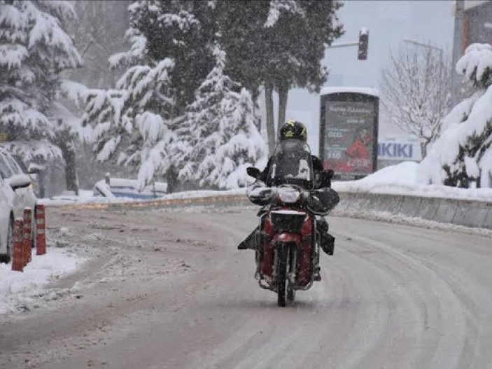 İstanbul Valisi Ali Yerlikaya'dan kuvvetli kar yağışı uyarısı