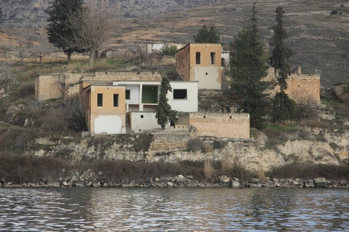Halfeti’de tarihi batık mahalle turizme kazandırılıyor