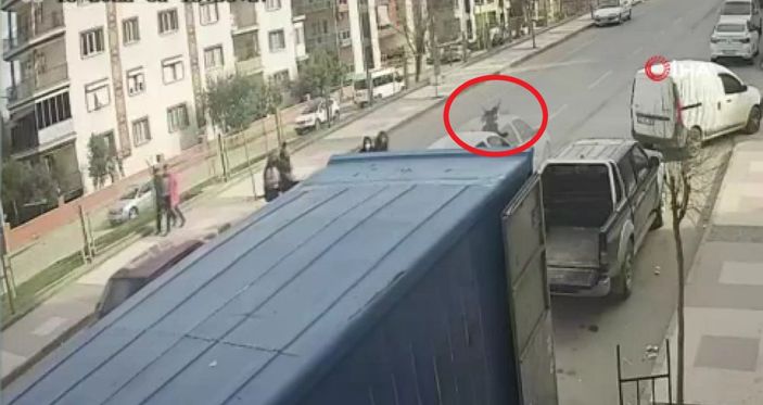 Manisa’da aracın çarptığı çocuk, ağır yaralandı