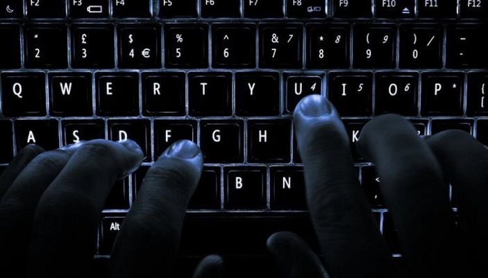 Antalya'da sosyal medyadan doktora hakarete hapis cezası