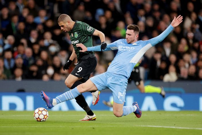 r Islam Slimani, Sporting'i sırtlıyor