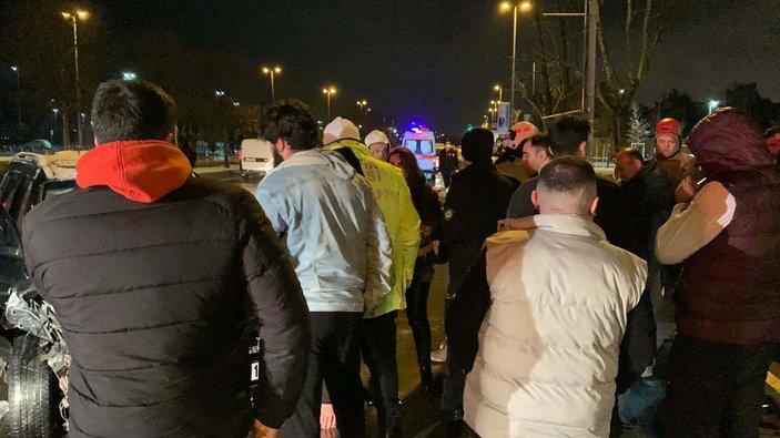 Maltepe'de, alkollü sürücüye eşinin önünde saldırı