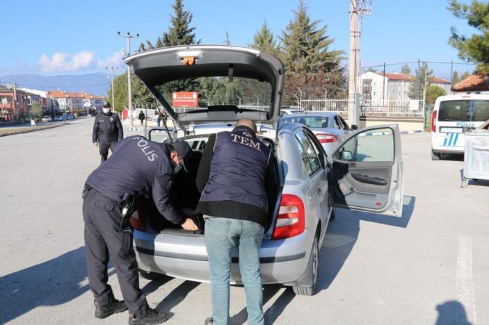 d 81 ildeki uygulamada, aranan 1126 kişi yakalandı