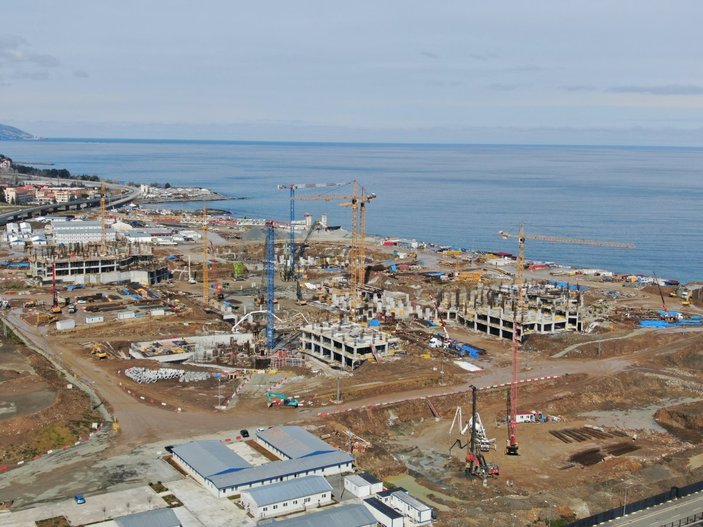 Trabzon Şehir Hastanesi inşaatı yükselmeye başladı