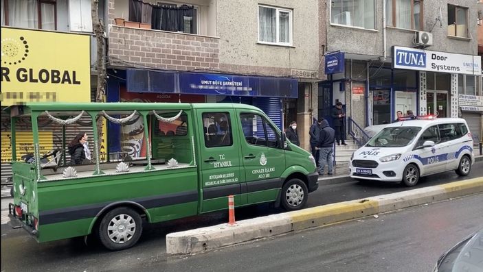 İ Şişli'de 4 aylık Kayra bebek yatağında ölü bulundu