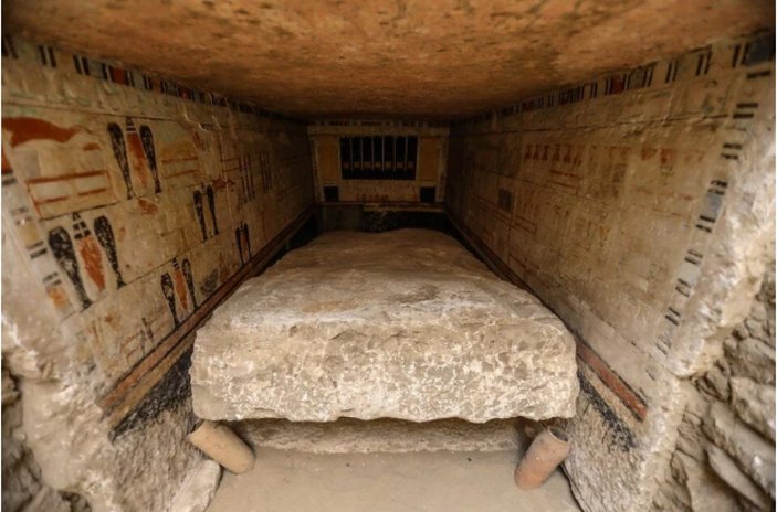 Antik Mısır dönemine ait 5 yeni mezar
