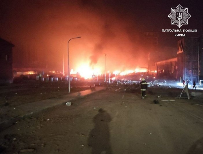 Kiev Belediye Başkanı Kliçko: Başkentte patlamalar var