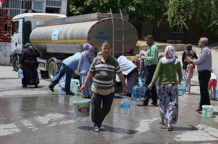 Türkiye'nin en pahalı suyu İzmir'de