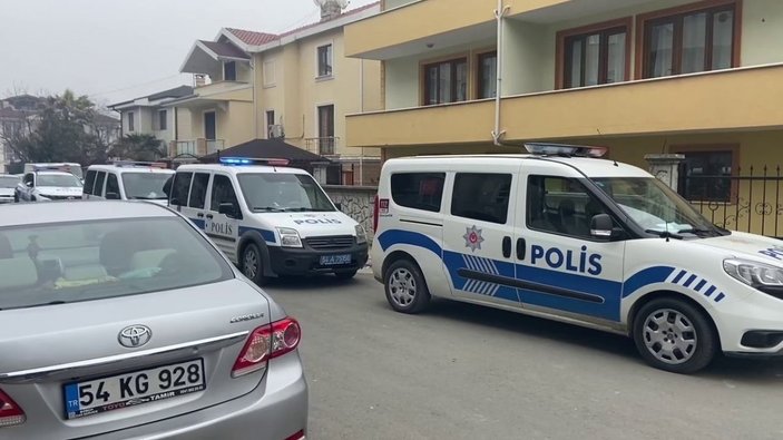 Sakarya'da vurulmuş halde bulunan gencin yanındaki 4 kişi gözaltına alındı