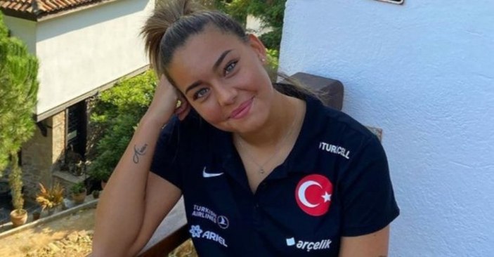 Survivor'ın sarışın güzeli Aycan'ın afet- i devran olmadan önceki hallerine bakın! 'Estetiklendiniz'