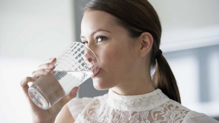 Çalışan bir metabolizma için günlük su tüketimine dikkat