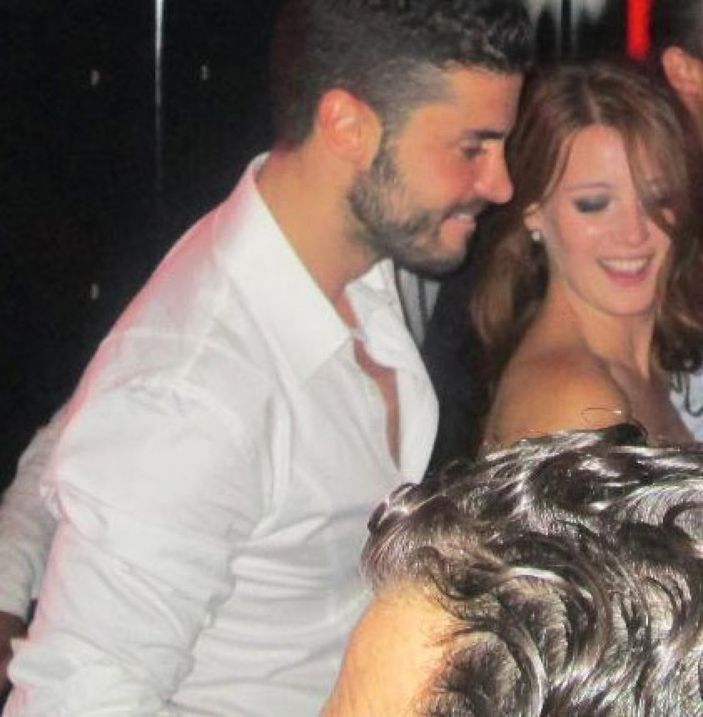 Yasak Elma'nın Çağatay'ı ile Alparslan: Büyük Selçuk'lu'nun yıldızı eski aşık çıktı! Gecelerde sarmaş dolaş