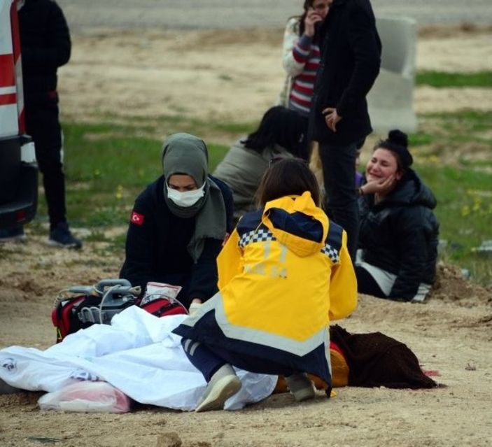 Adana’da sokak ortasında eşini öldüren koca yakalandı