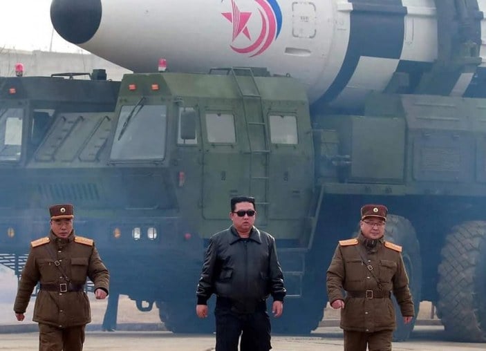 Kuzey Kore, balistik füzenin test atışı görüntülerini paylaştı
