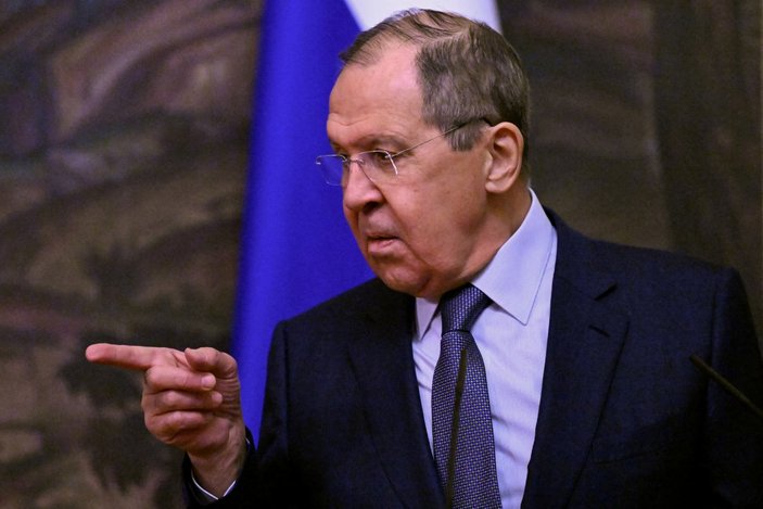 Sergey Lavrov: Batılılar Rusya'ya karşı topyekün savaş ilan etti