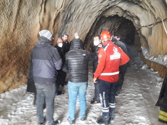 Kayseri'deki maden ocağında göçük altında kalan işçilerden 1'i ölü bulundu