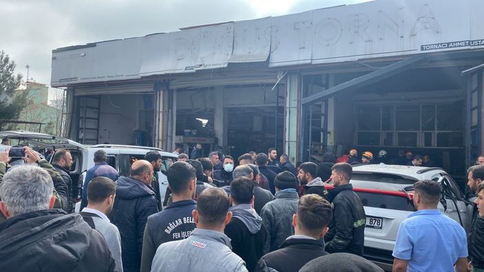 Diyarbakır'daki patlamada ağır yaralanan şahıs hayatını kaybetti