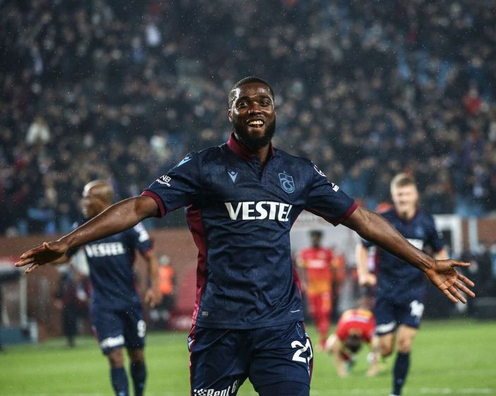 Trabzonspor'da Cornelius ve Djaniny kararı