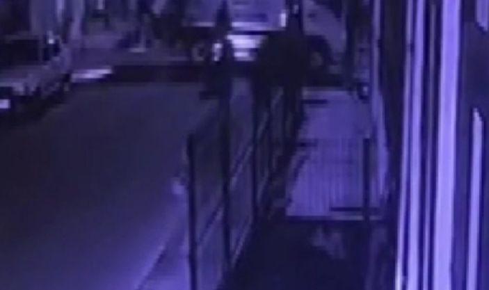 Manisa'da kamyona çarpan motosikletli öldü